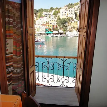 Captain's Aparthotel 3*
