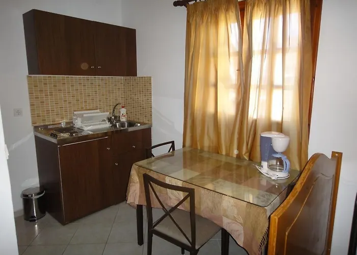 Captain's Lejlighedshotel Simi