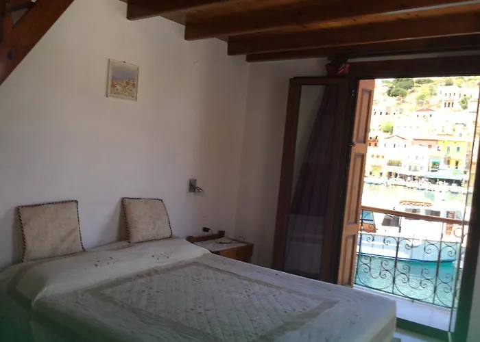 Captain's Lejlighedshotel Simi